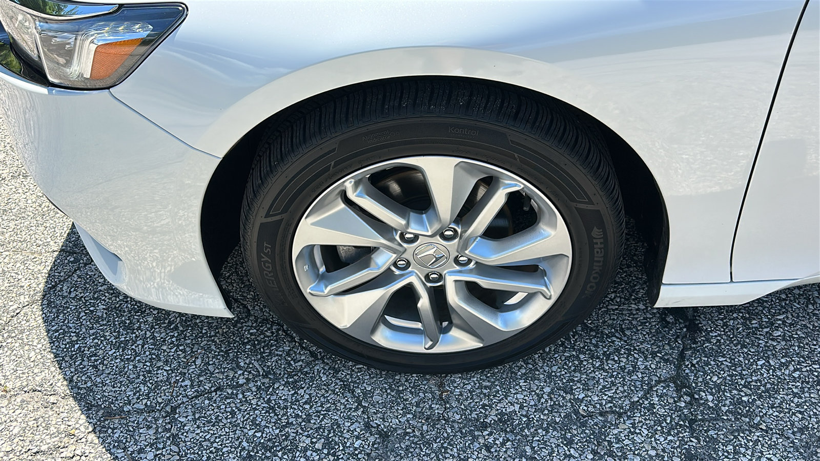 Used 2018 Honda Accord LX image 8