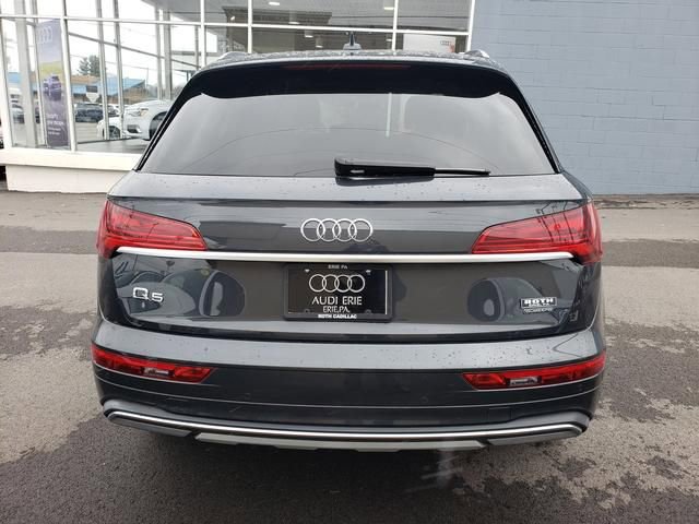 Used 2021 Audi Q5 Prestige w/ Prestige Package image 4