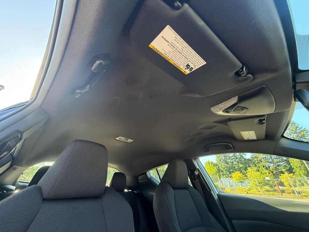 Used 2019 Toyota C-HR XLE FWD image 28