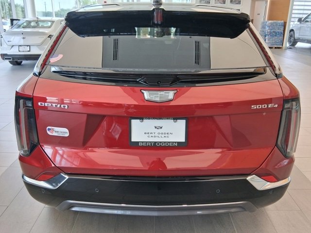 New 2025 Cadillac Optiq Luxury 1 w/ LPO, ONYX Package image 5