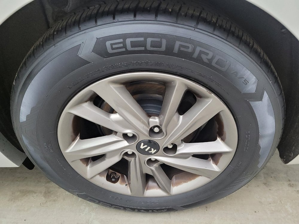 Used 2020 Kia Optima LX image 31