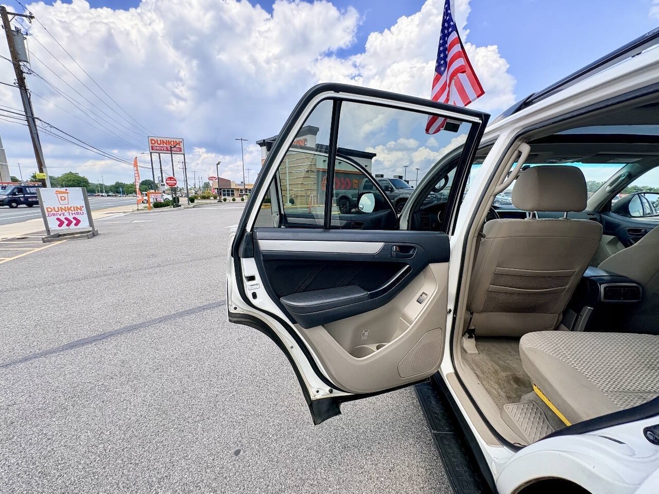 Used 2007 Toyota 4Runner SR5 AWD/4WD image 25