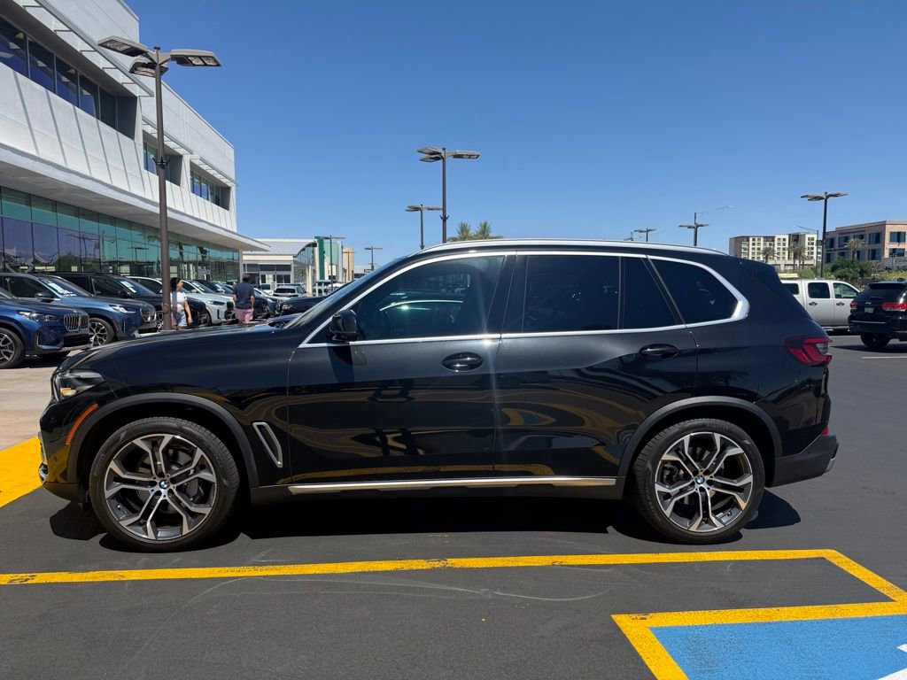 Used 2023 BMW X5 sDrive40i w/ Premium Package image 5