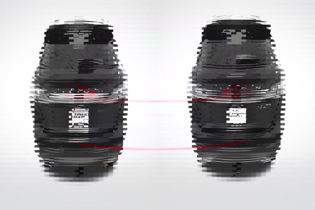 Used 2020 Lincoln Nautilus Reserve w/ Equipment Group 201A image 4