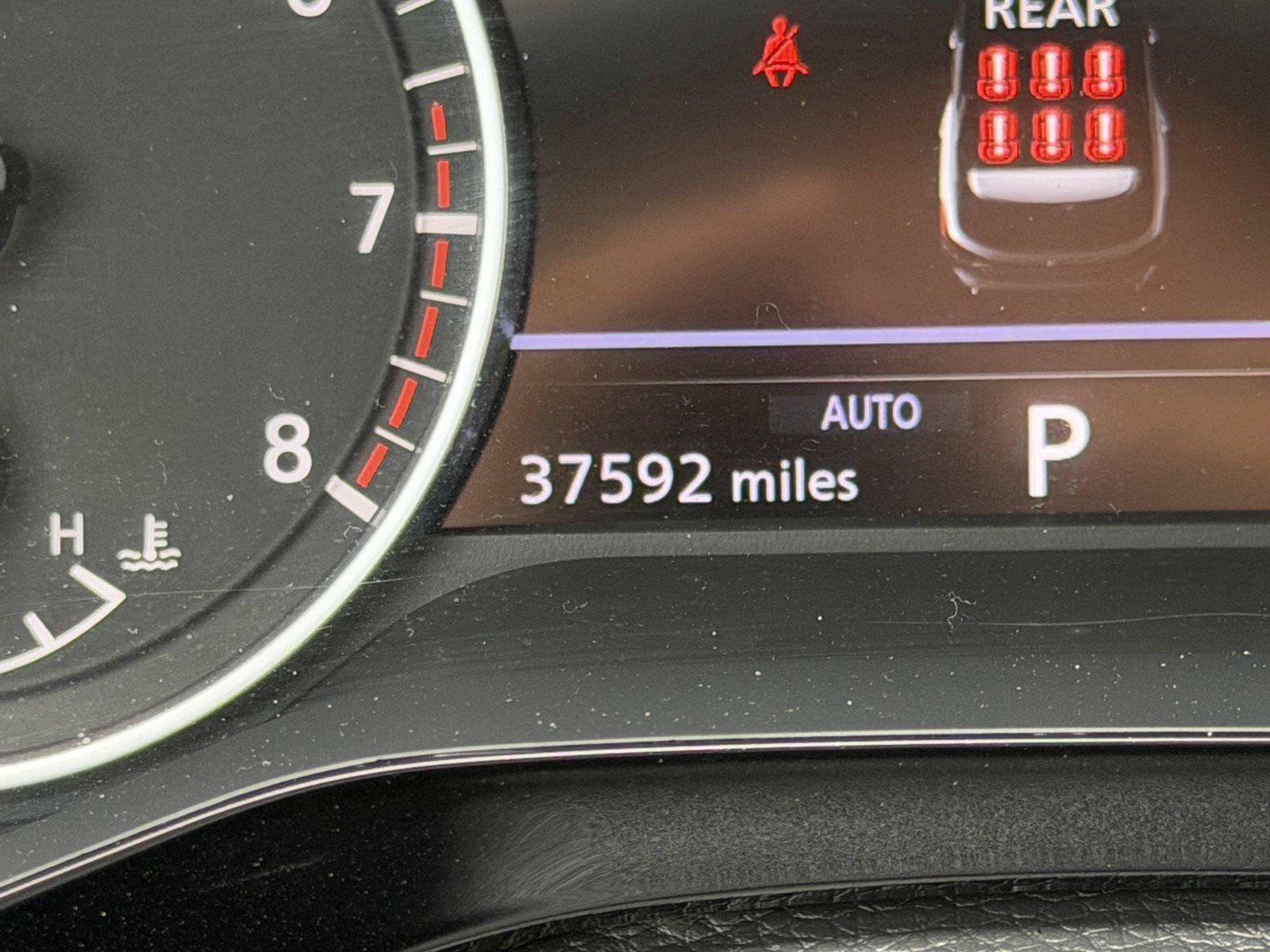 Used 2024 Nissan Pathfinder SL AWD/4WD image 30