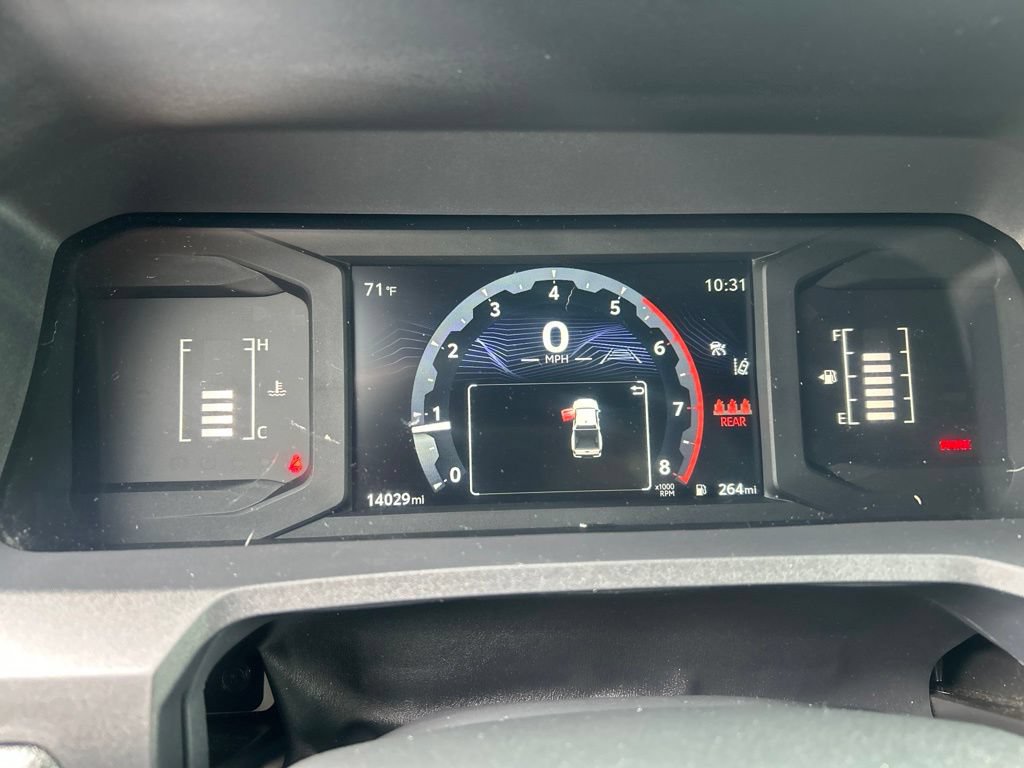 Used 2025 Toyota Tacoma SR w/ SR Upgrade Package AWD/4WD image 27