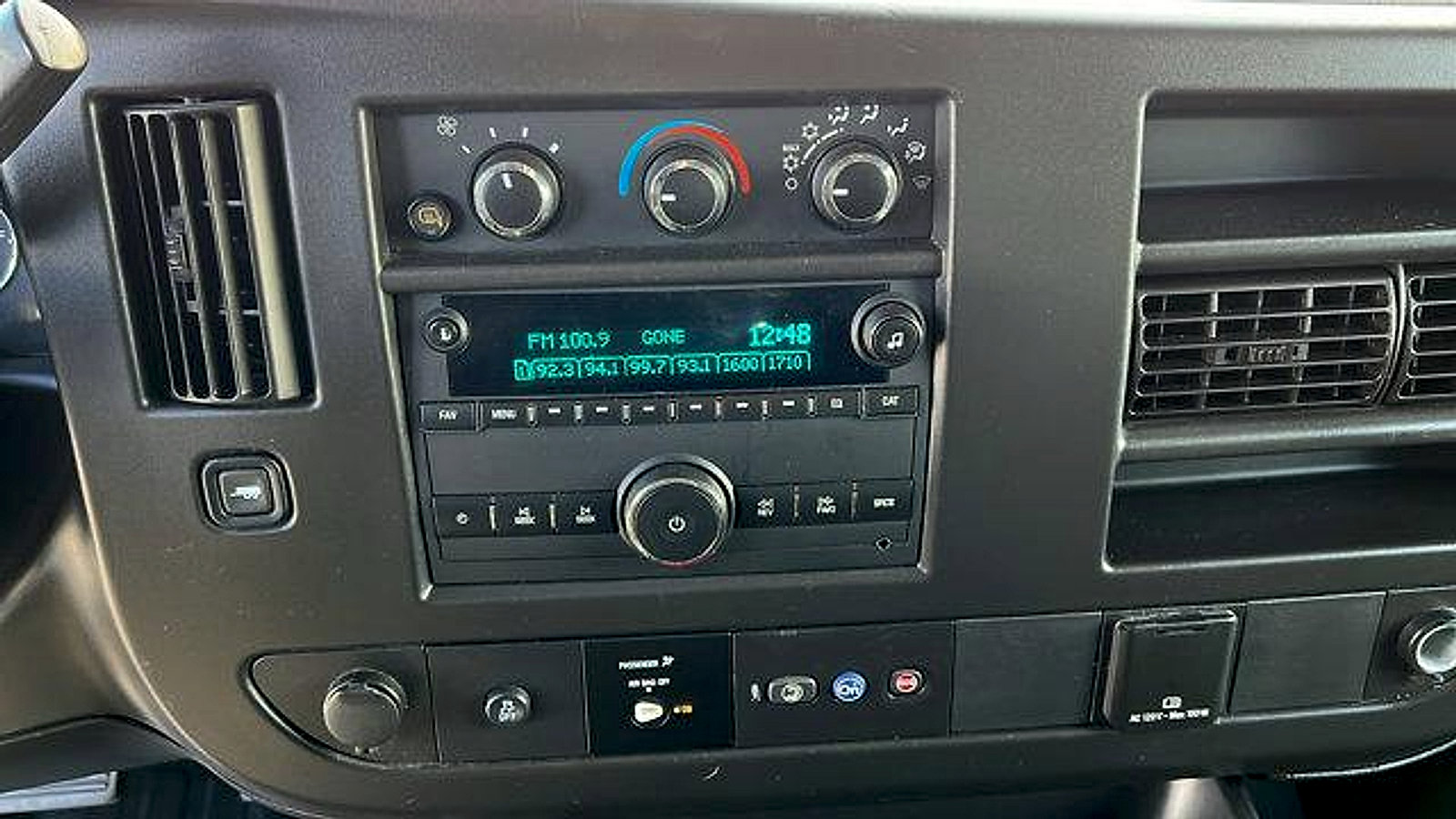 Certified 2022 Chevrolet Express 2500 RWD 2500 Regular Wheelbase WT w/ Driver Convenience Package image 24