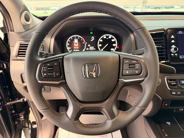 Used 2025 Honda Ridgeline RTL image 15