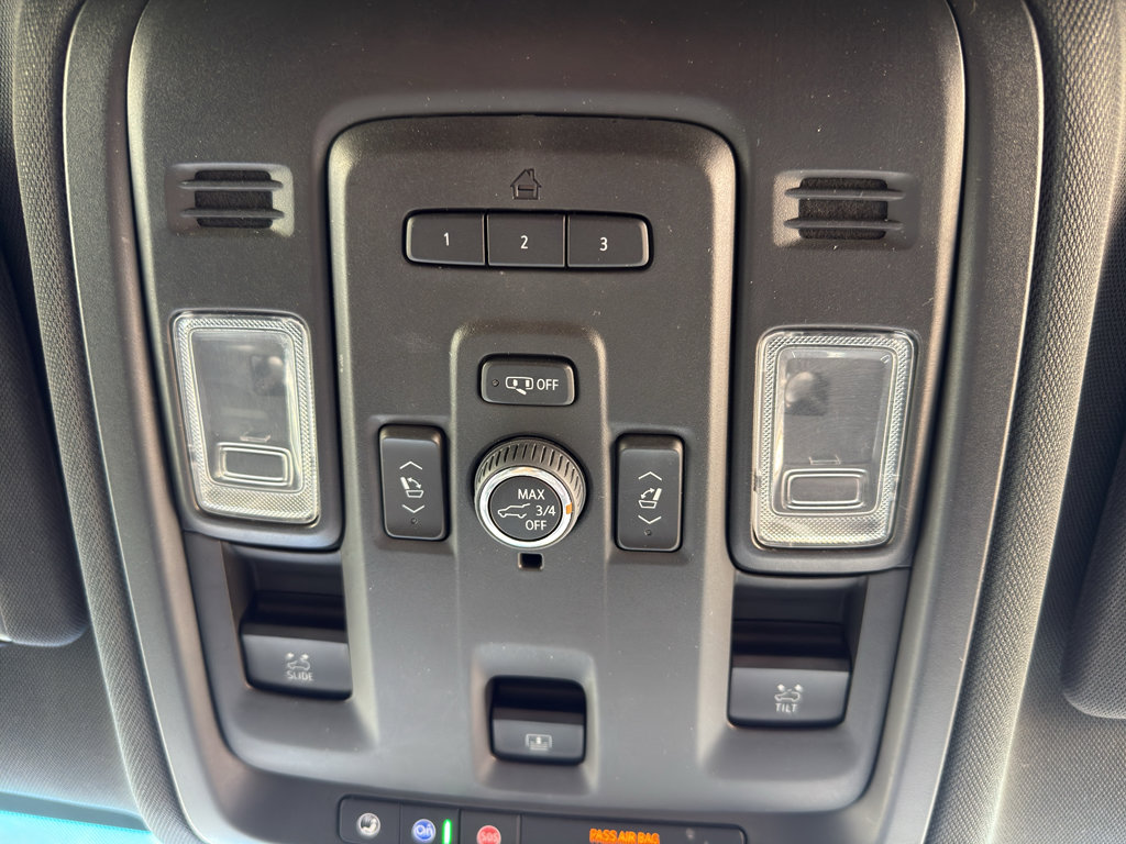 Used 2022 Chevrolet Suburban Z71 w/ Z71 Off-Road Package image 45