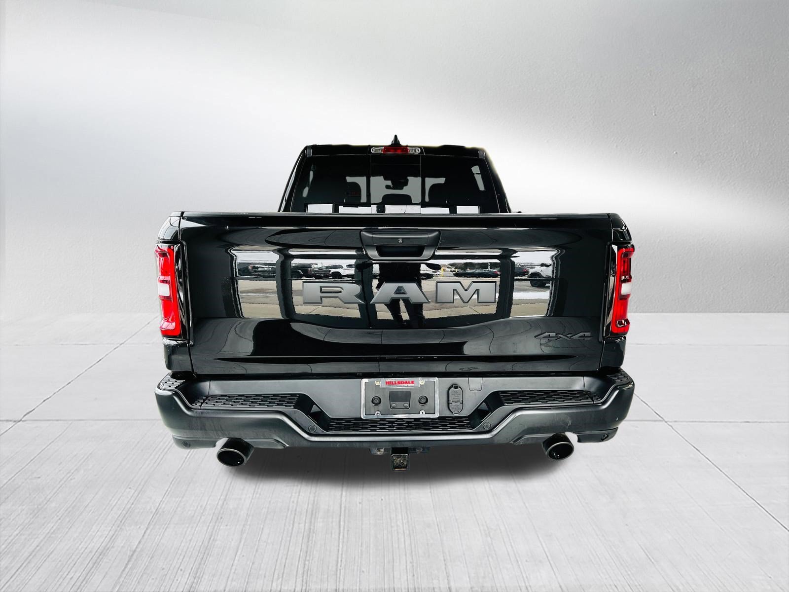 Used 2025 RAM 1500 Warlock AWD/4WD image 7