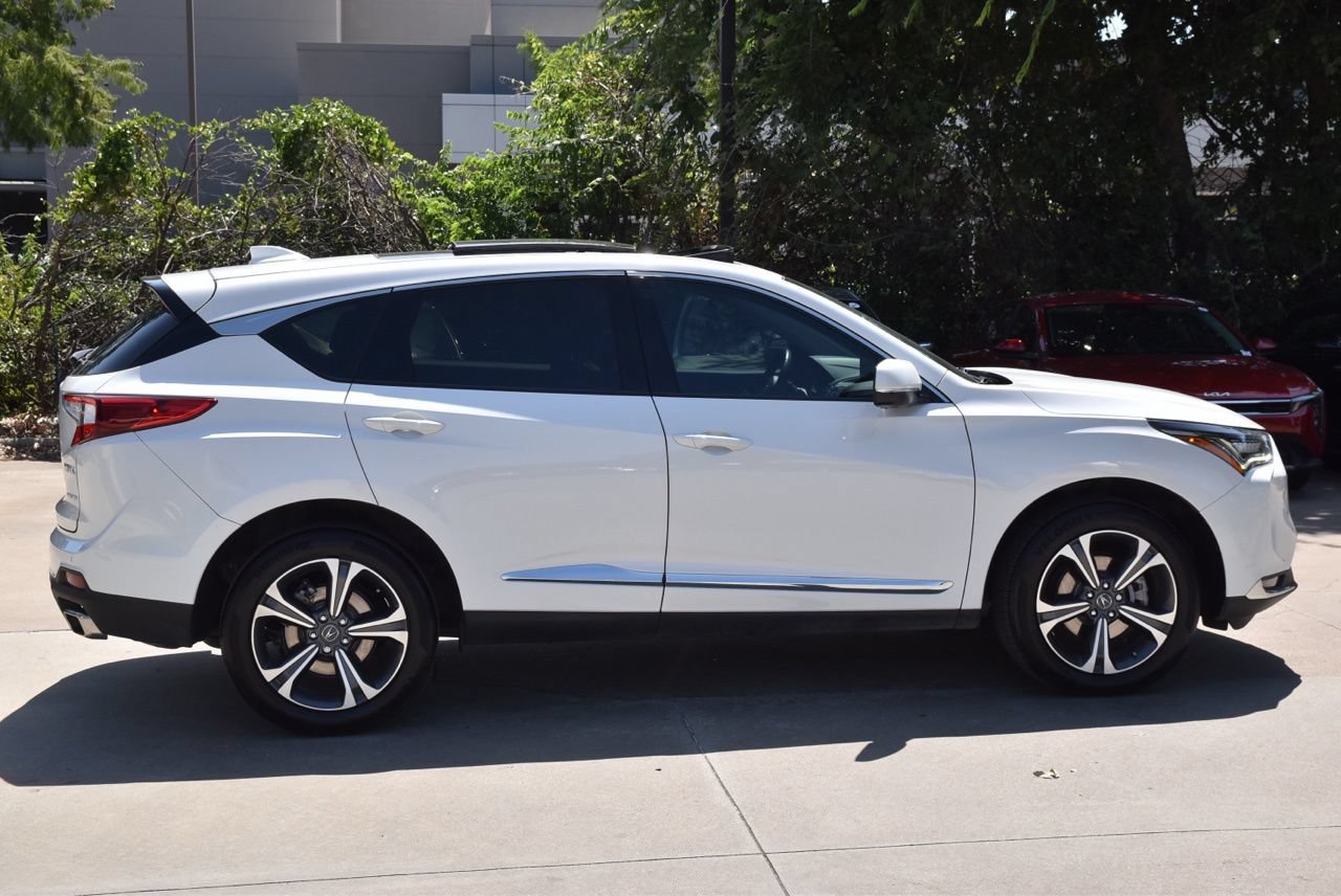 Used 2023 Acura RDX AWD w/ Advance Package image 6