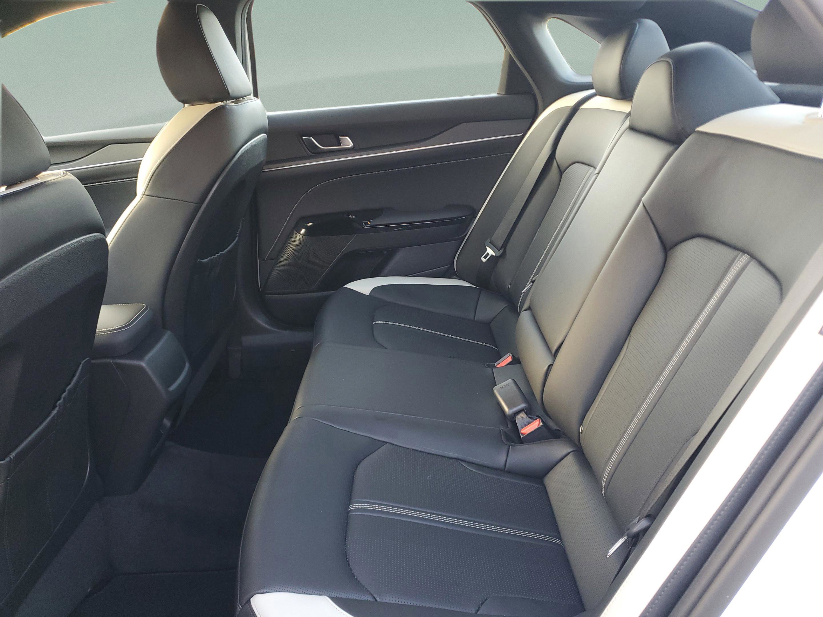 Certified 2025 Kia K5 GT-Line image 11