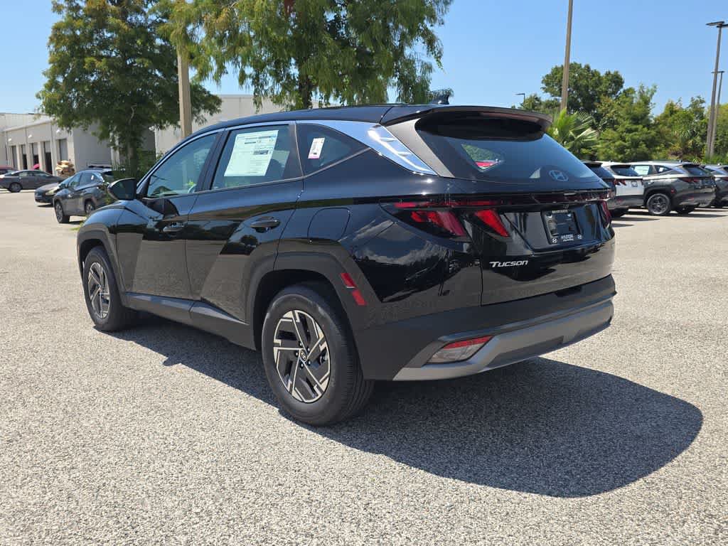 New 2026 Hyundai Tucson Blue SE FWD image 4