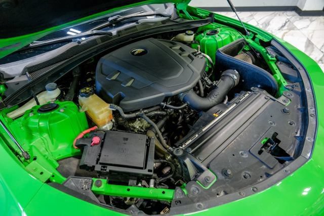 Used 2017 Chevrolet Camaro LT RWD image 60