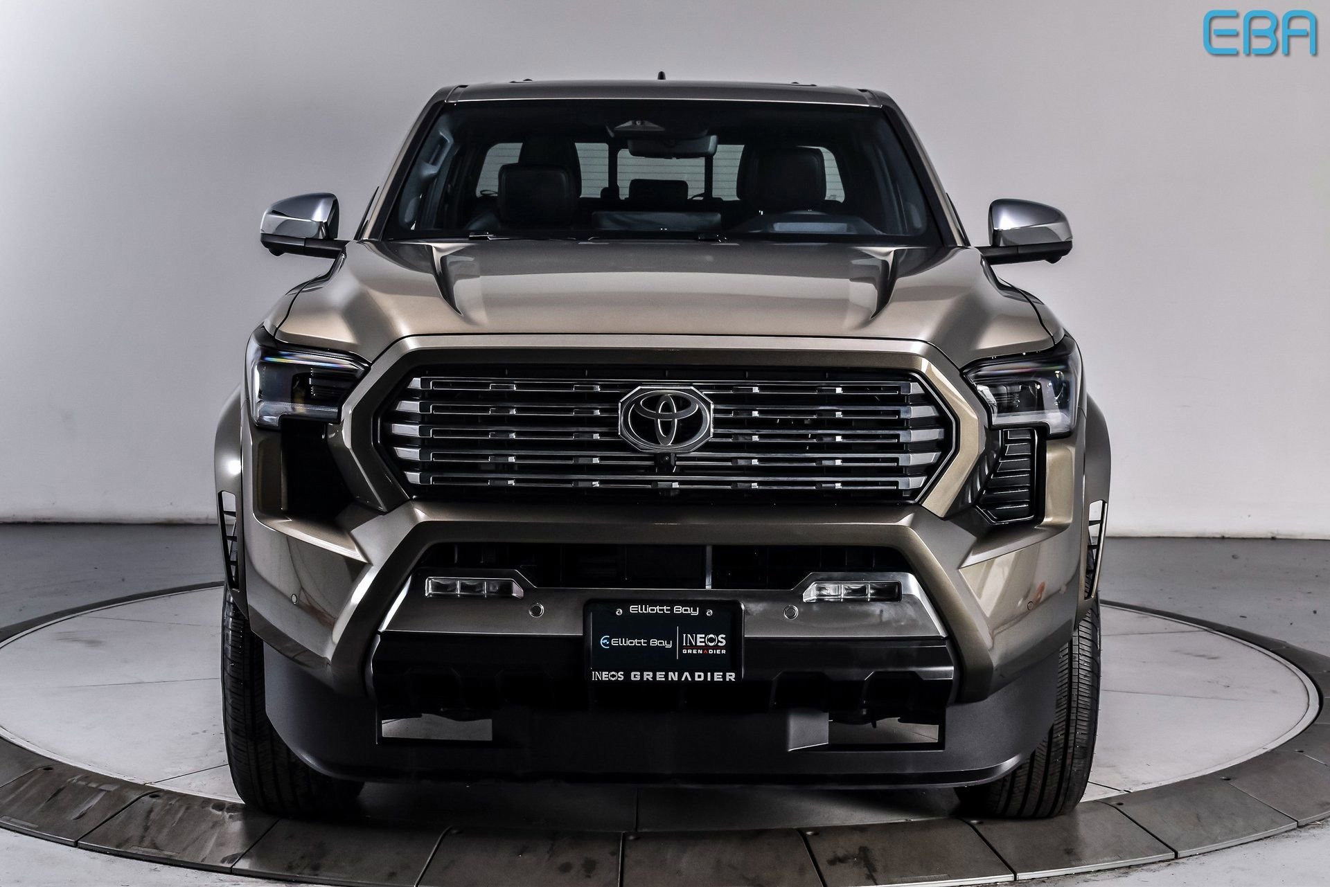 Used 2025 Toyota Tacoma Limited w/ Tow Tech Package image 3