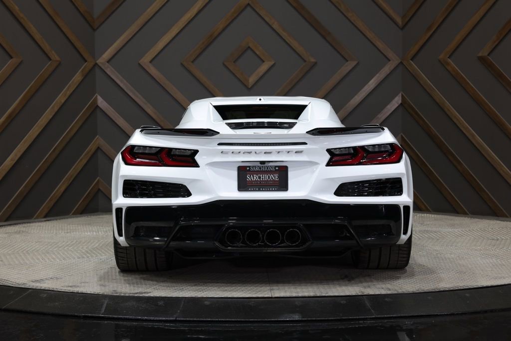 Used 2025 Chevrolet Corvette Z06 image 10