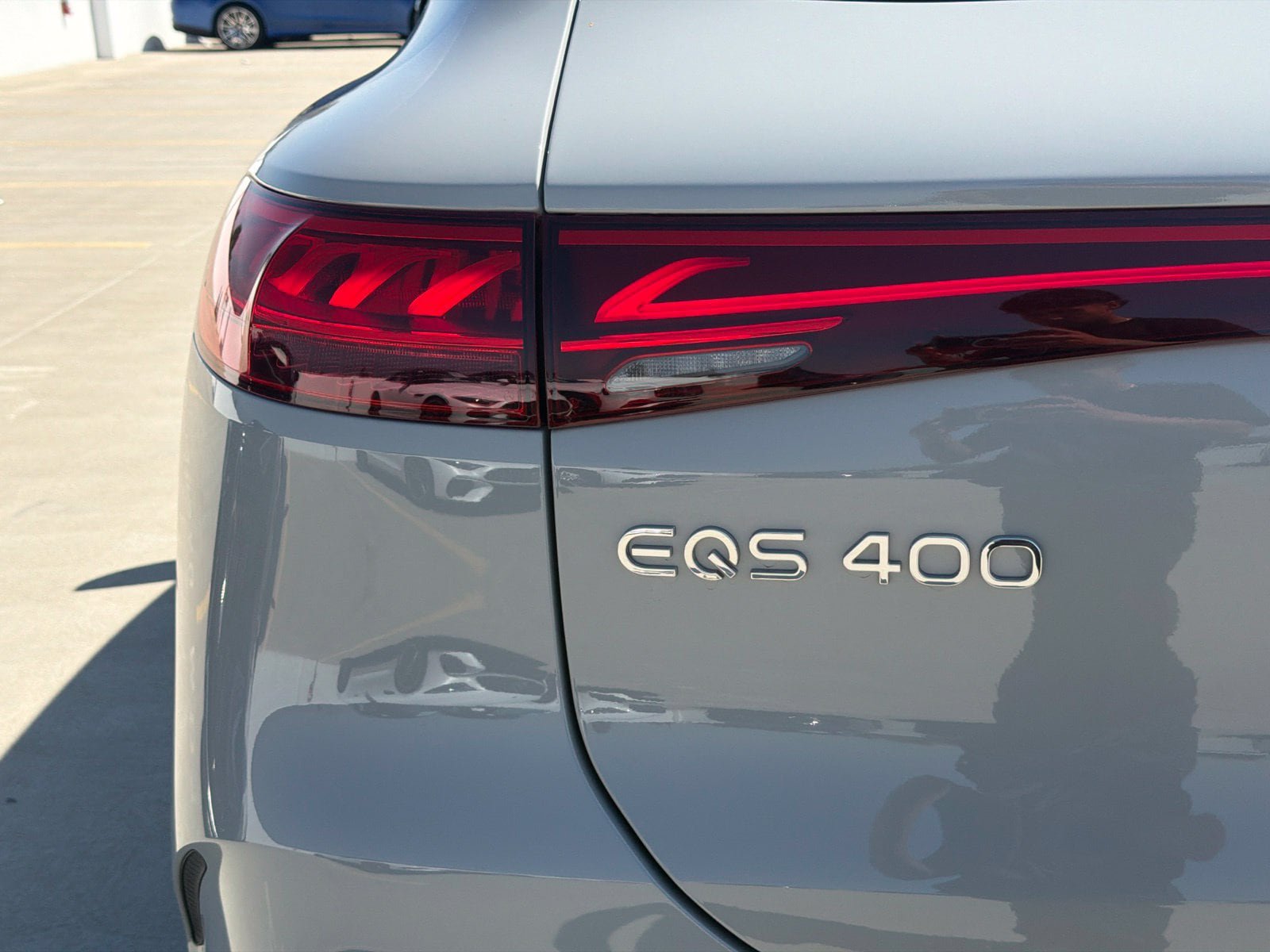 New 2027 Mercedes-Benz EQS 400 4MATIC SUV image 11