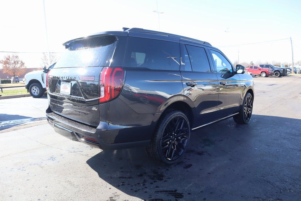 New 2026 Ford Expedition Platinum w/ Stealth Performance Package image 23