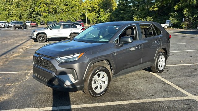 Used 2024 Toyota RAV4 LE image 34