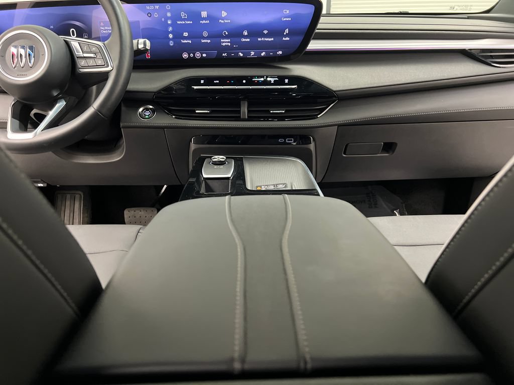Used 2026 Buick Enclave Preferred FWD image 53