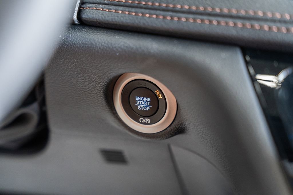 New 2026 Chrysler Pacifica Pinnacle image 22