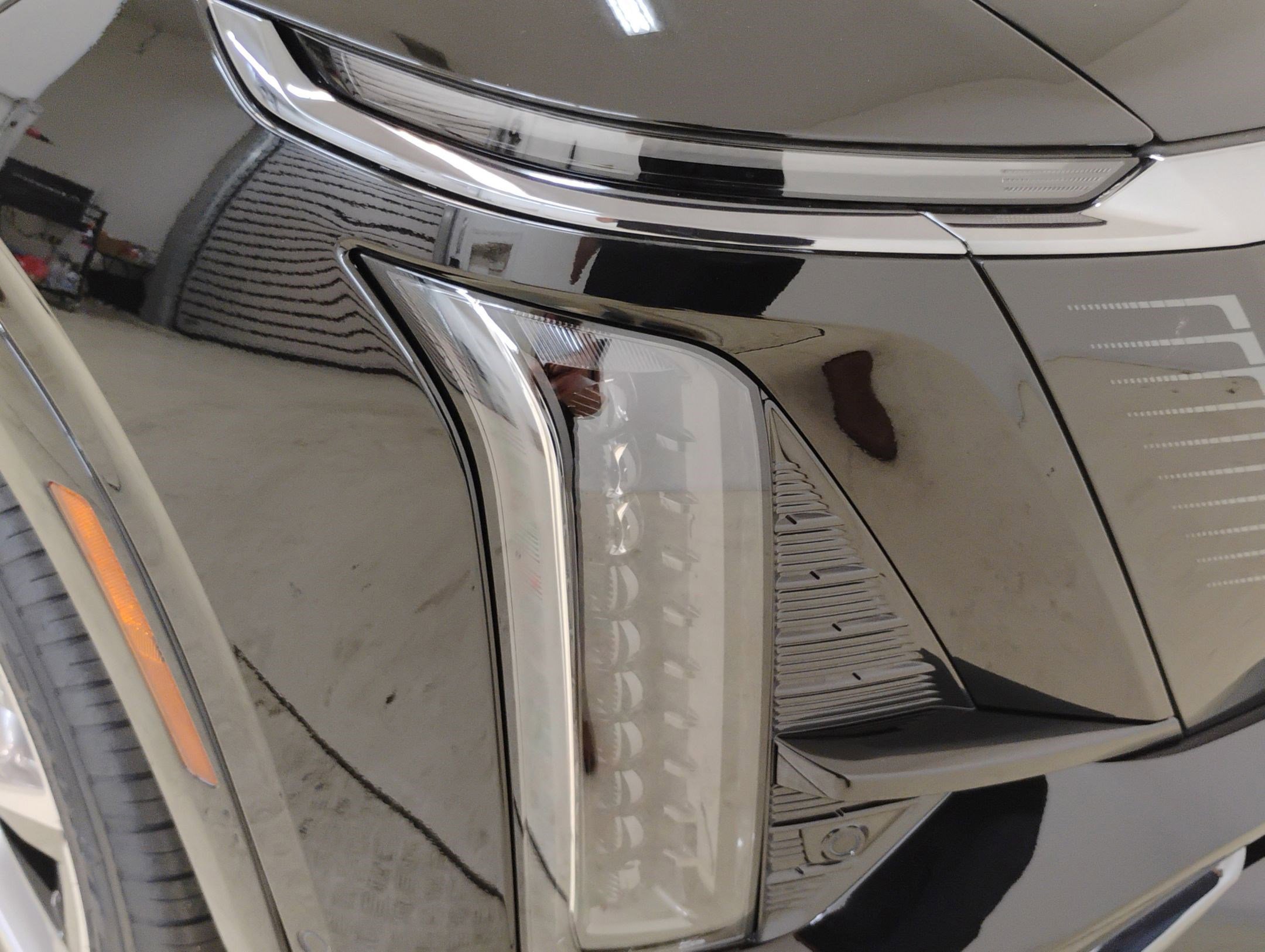 New 2026 Cadillac Vistiq Sport w/ LPO, Floor Liner Package image 11