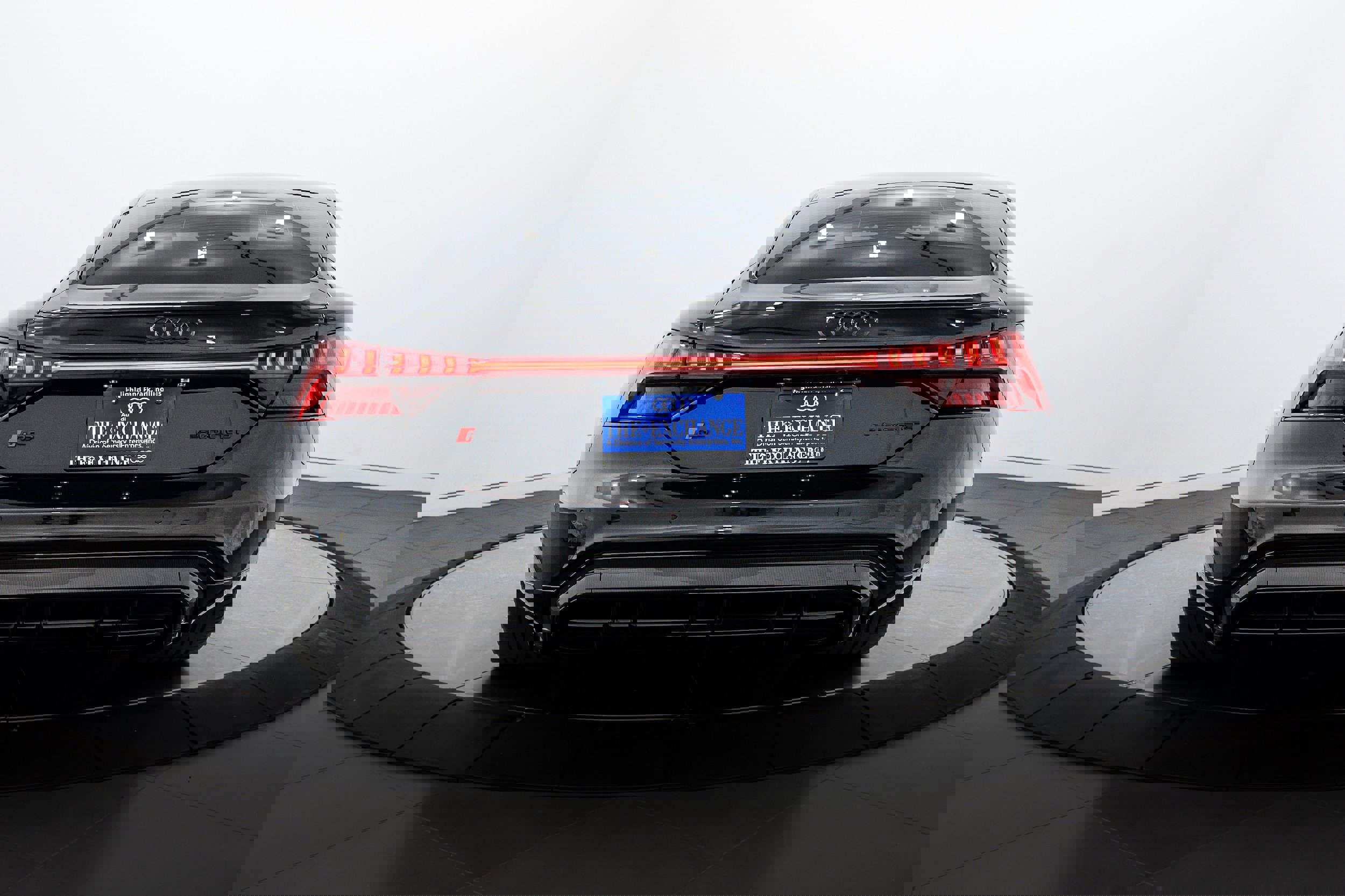 Used 2024 Audi RS e-tron GT w/ Ceramic Brake Package image 18