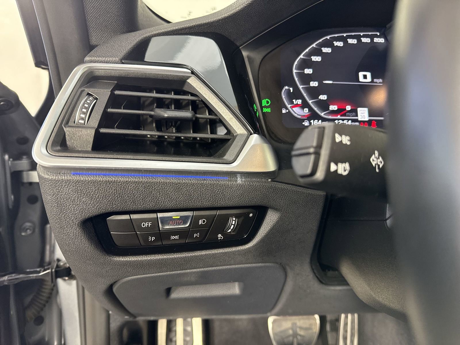 Used 2022 BMW M4 xDrive Competition w/ Executive Package image 15