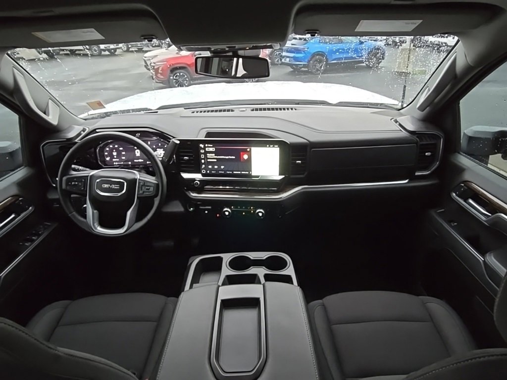 Used 2025 GMC Sierra 3500 SLE w/ SLE Value Package image 24