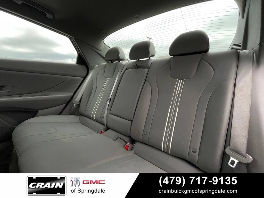 Used 2021 Hyundai Elantra SEL w/ Convenience + Premium Package FWD image 24