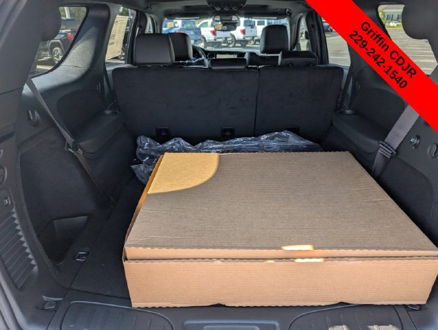 New 2027 Dodge Durango GT w/ Tow 'N Go Package AWD/4WD image 31