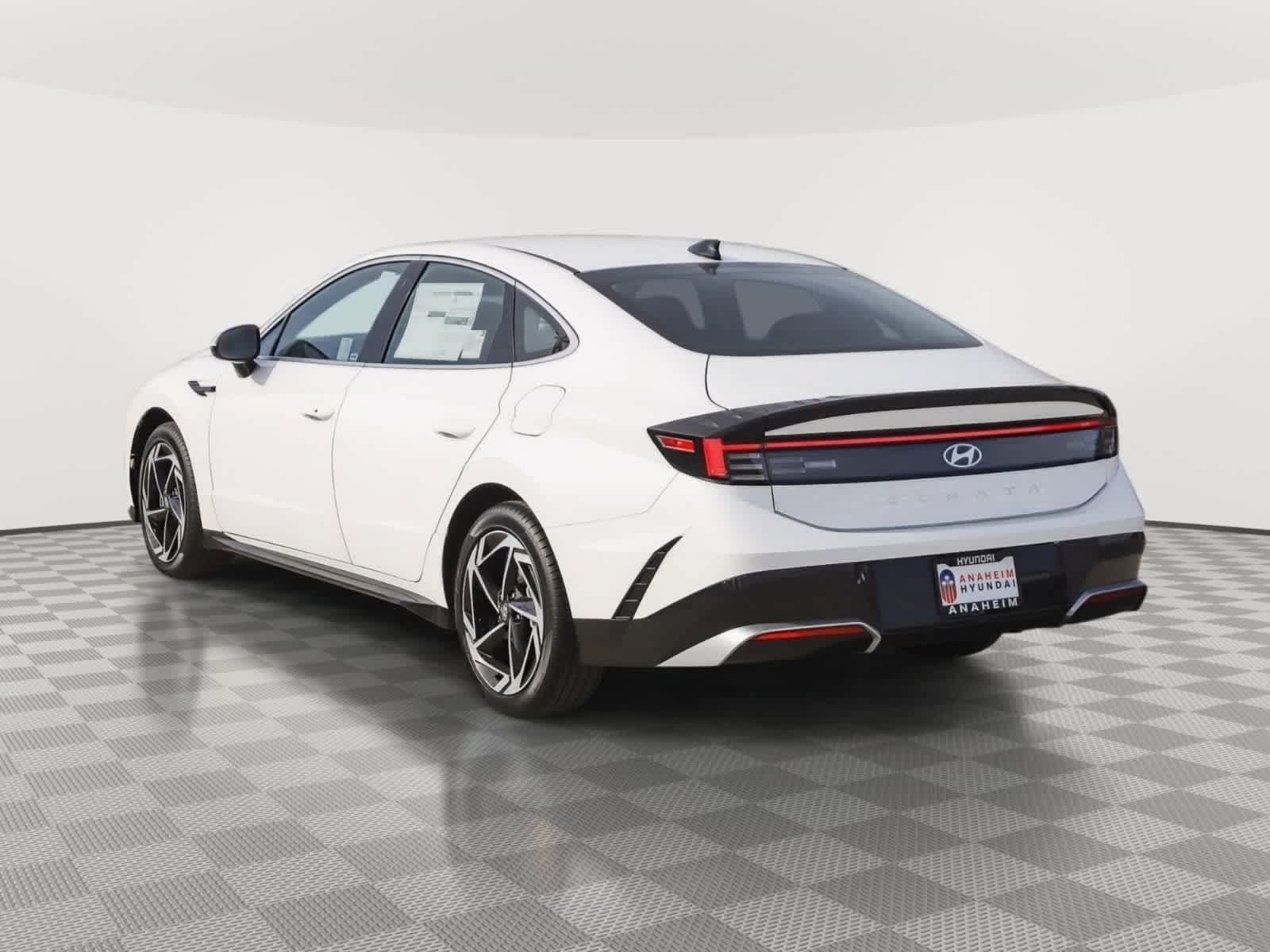 New 2026 Hyundai Sonata SEL FWD image 9