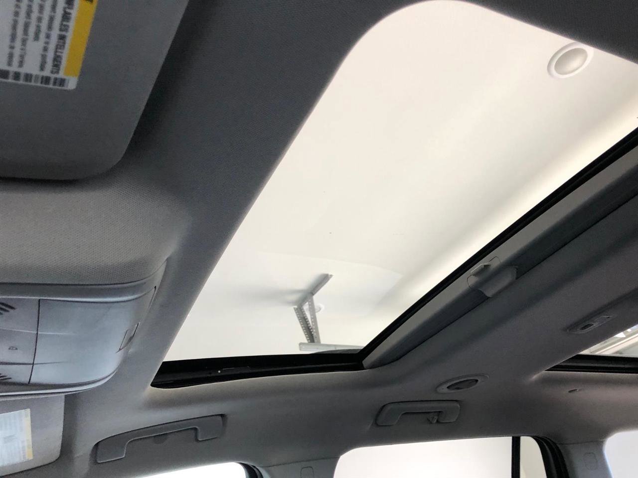 Used 2020 GMC Acadia SLT w/ Driver Alert Package II AWD/4WD image 22