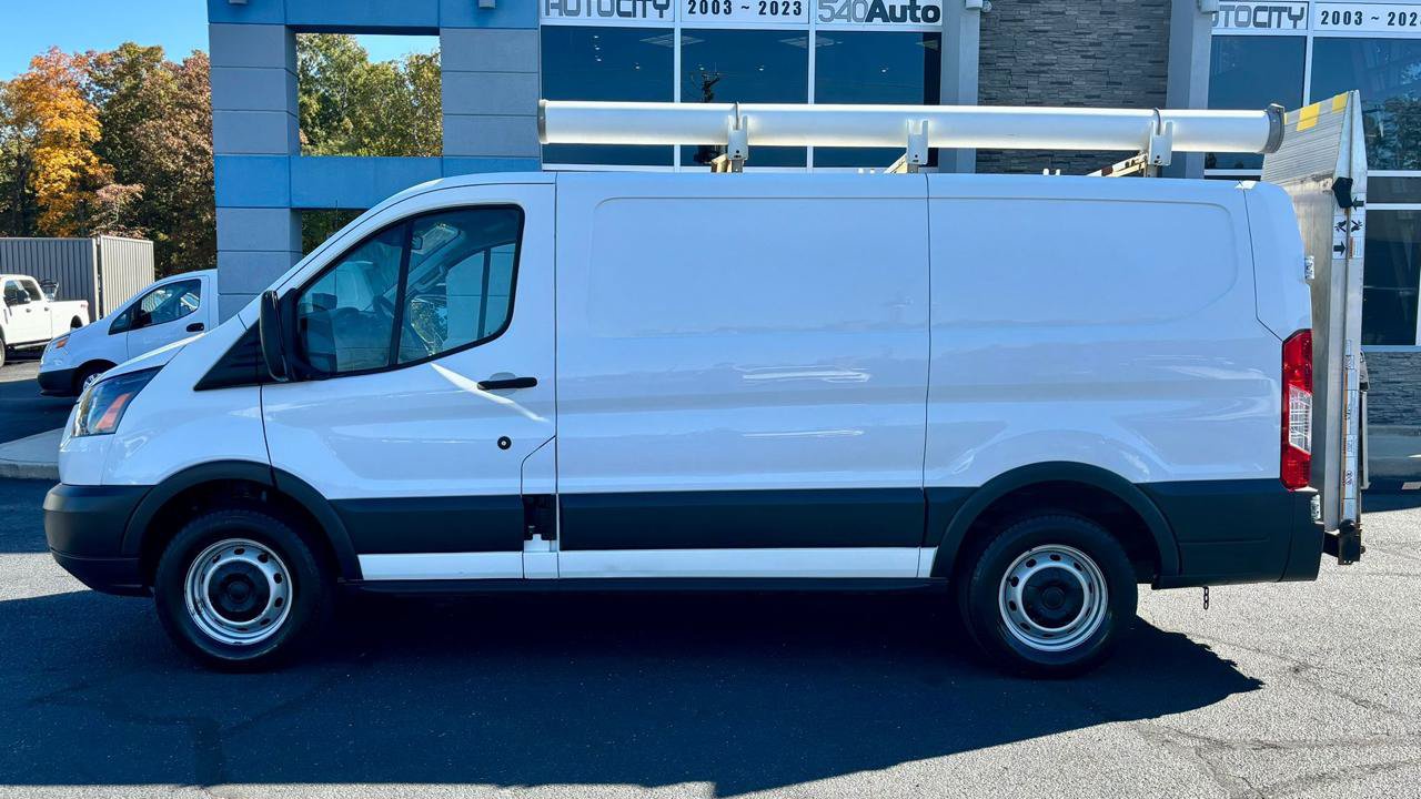 Used 2018 Ford Transit 250 130 Low Roof RWD image 8