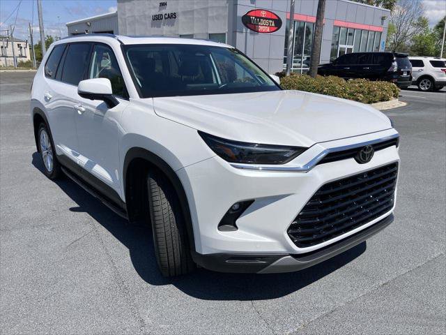 Certified 2024 Toyota Grand Highlander AWD image 7