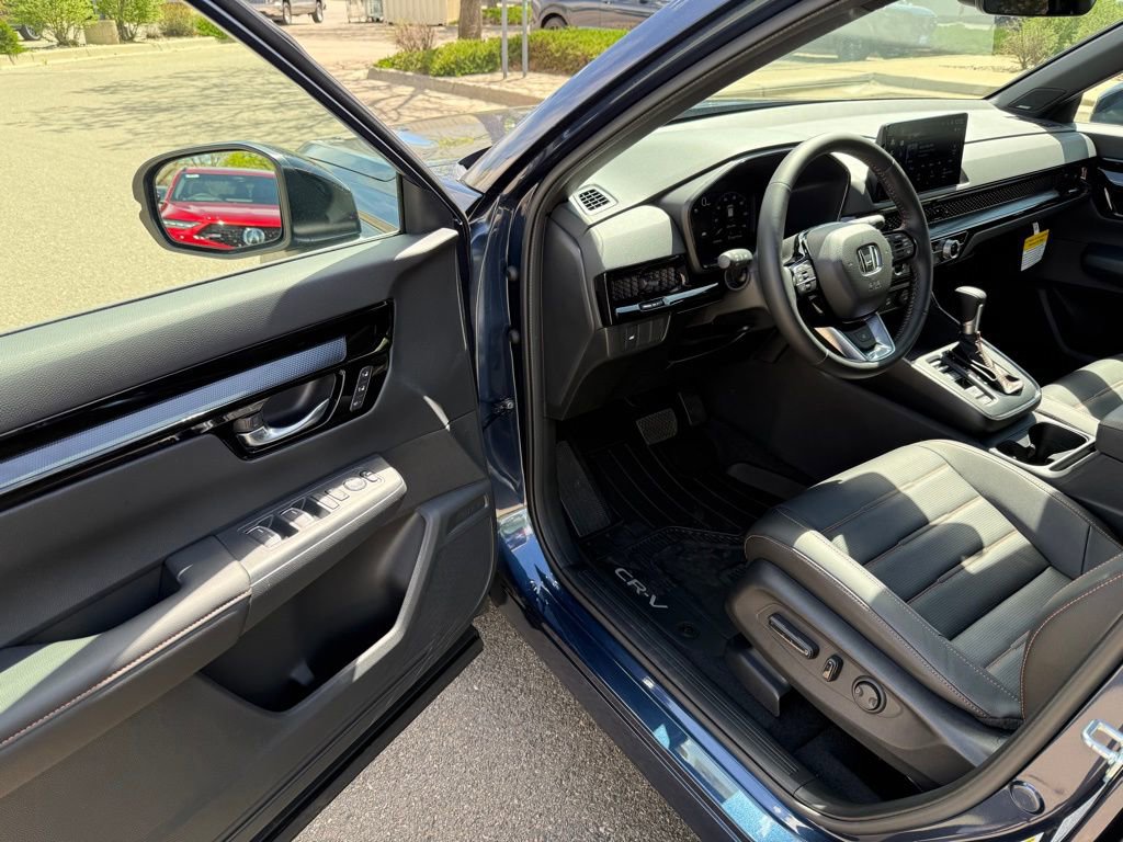 Certified 2026 Honda CR-V Sport Touring image 13