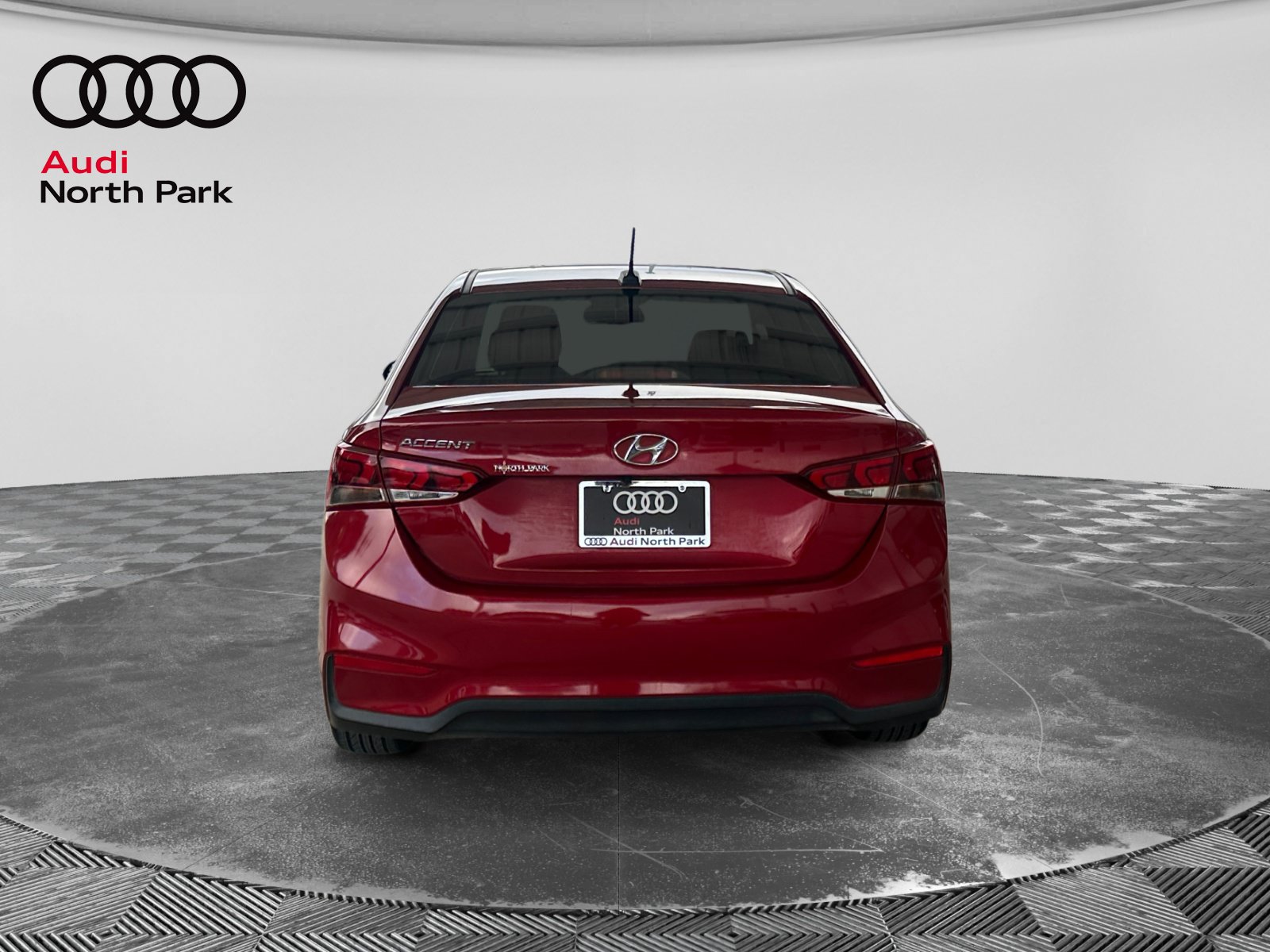 Used 2022 Hyundai Accent Limited FWD image 4