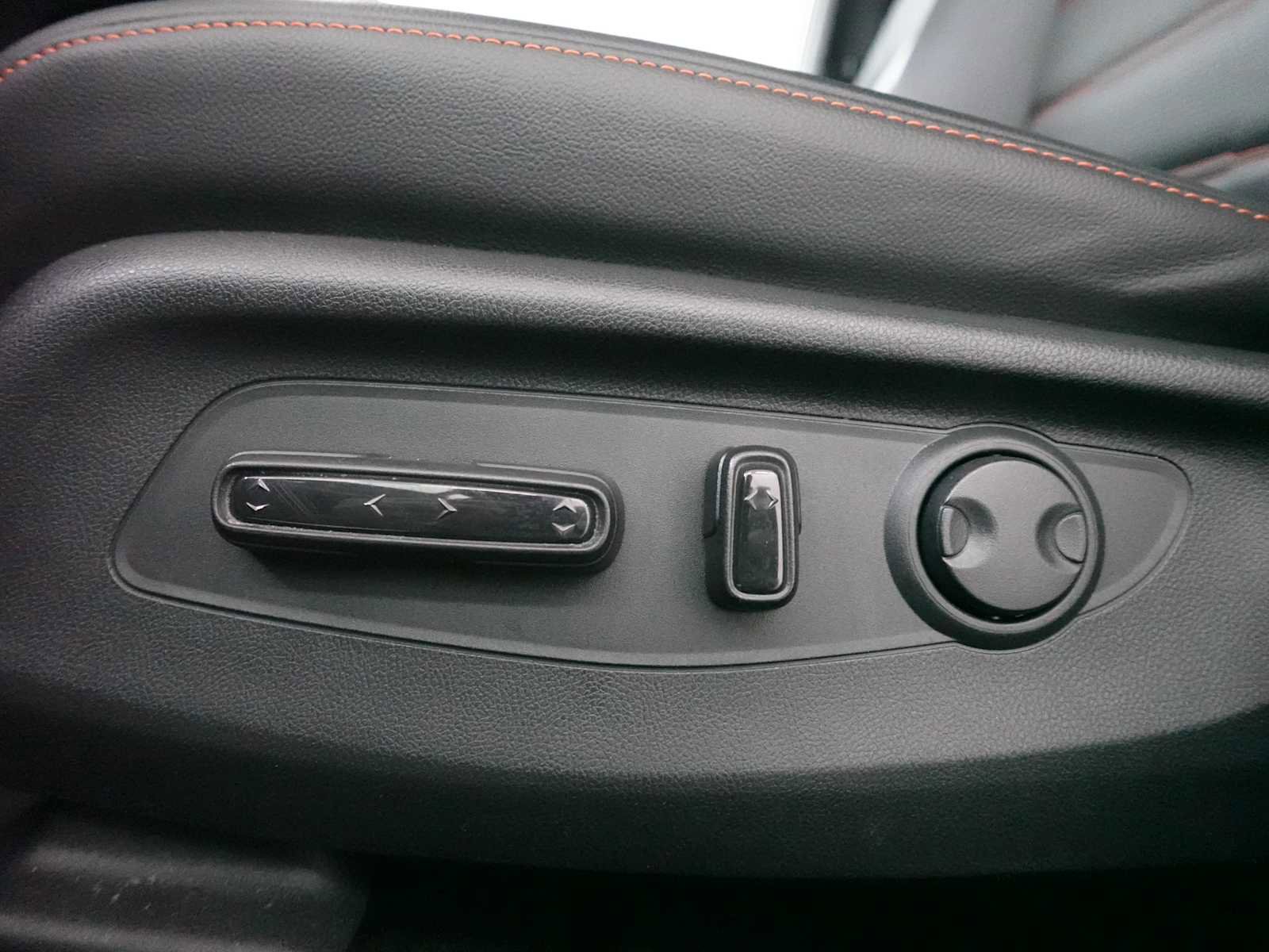 Certified 2025 Honda CR-V Sport-L image 14