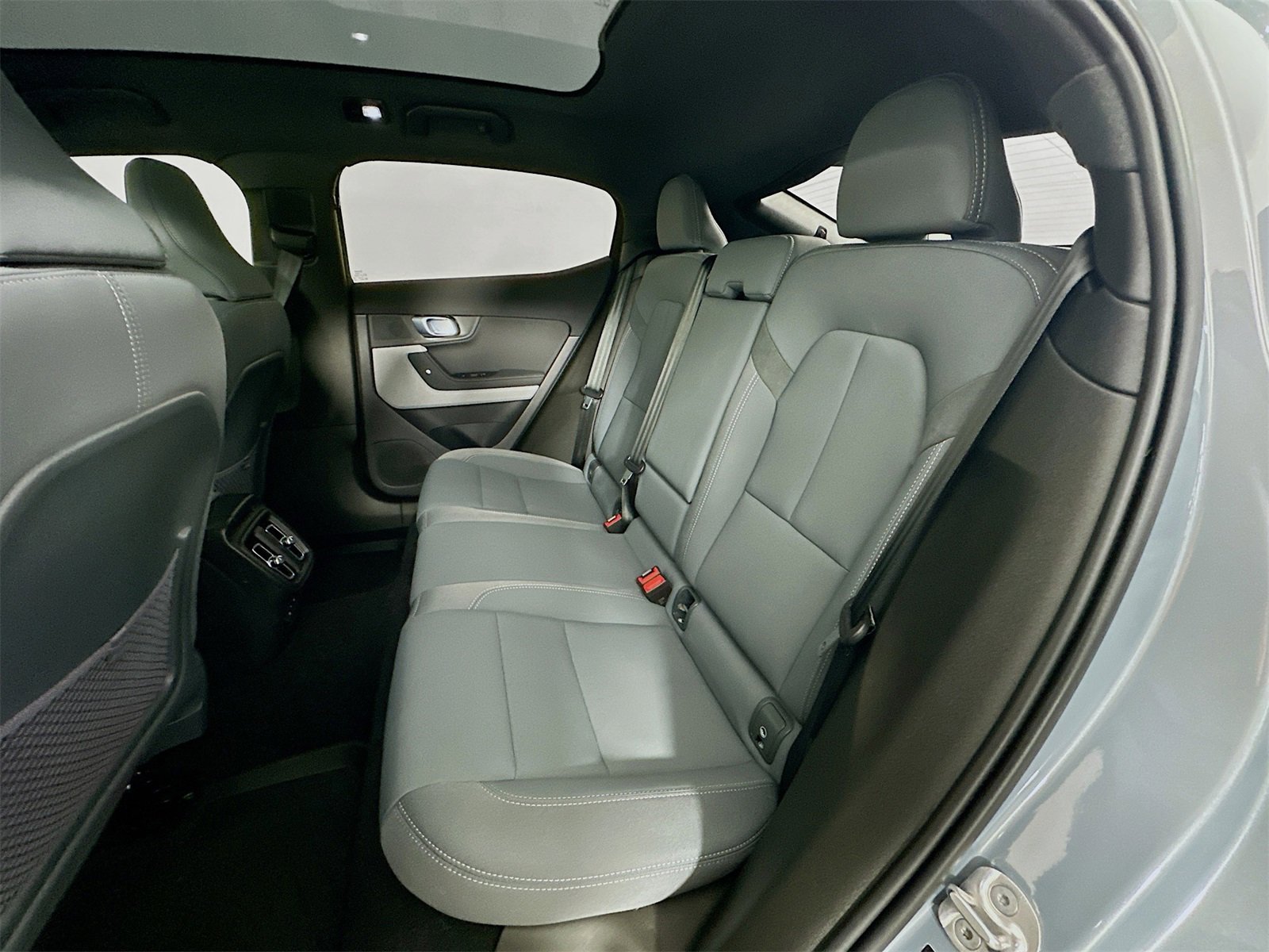 Used 2023 Polestar Polestar 2 w/ Pilot Pack image 26