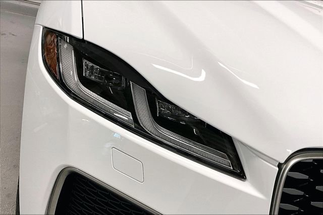 Certified 2025 Jaguar F-PACE R-Dynamic S image 28