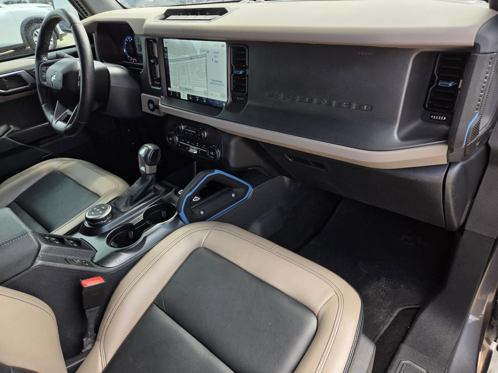 Used 2024 Ford Bronco Wildtrak AWD/4WD image 11