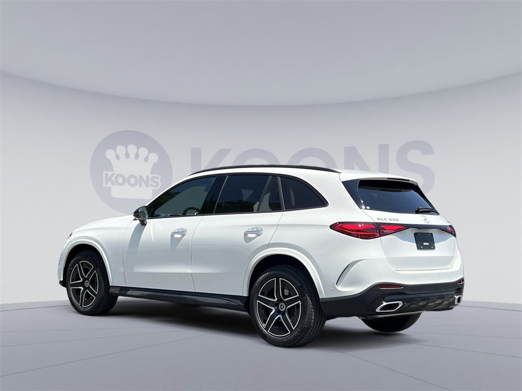 Certified 2025 Mercedes-Benz GLC 300 4MATIC image 4