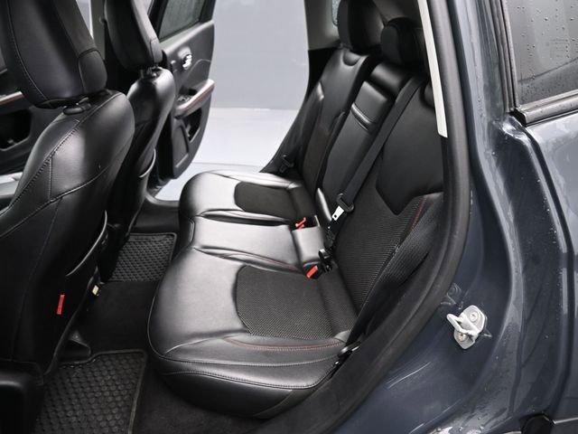 Used 2018 Jeep Compass Trailhawk w/ Navigation Group image 12