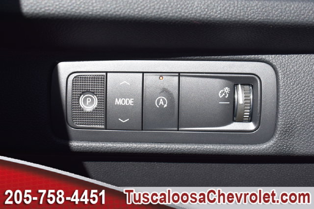 New 2027 Chevrolet Traverse LT w/ Driver Confidence Package FWD image 35