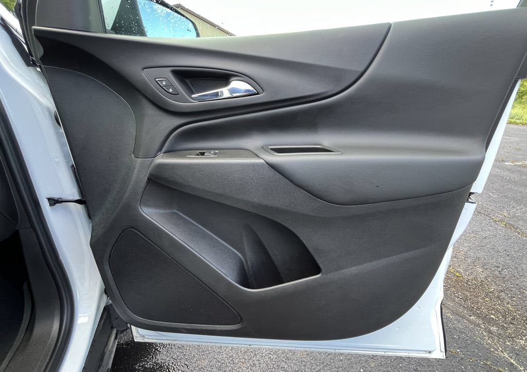 Certified 2024 Chevrolet Equinox LT FWD image 21