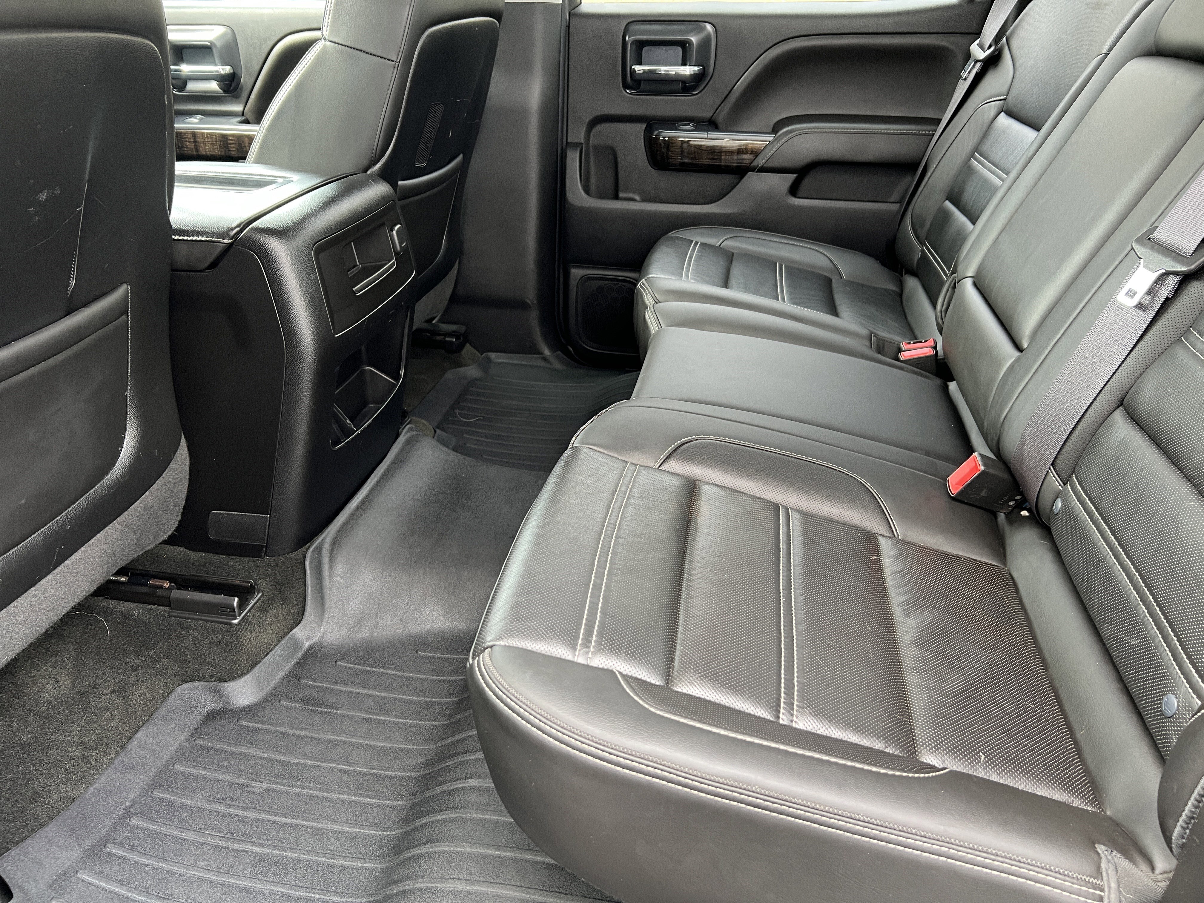 Used 2015 GMC Sierra 2500 Denali image 17