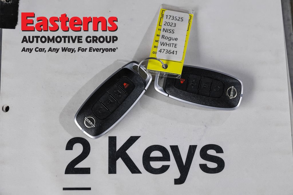 Used 2023 Nissan Rogue SV AWD/4WD image 26
