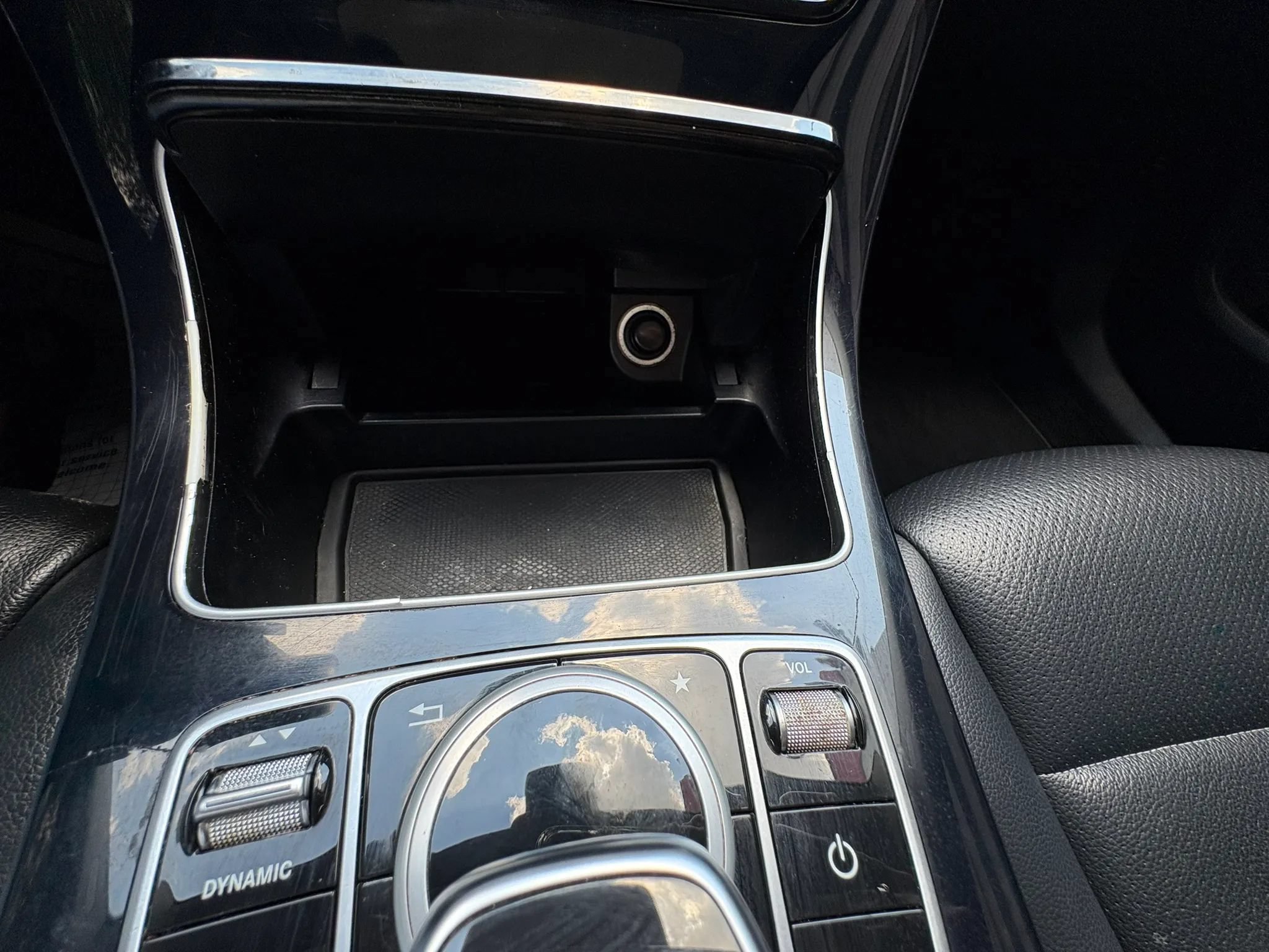 Used 2016 Mercedes-Benz C 300 4MATIC Sedan image 43