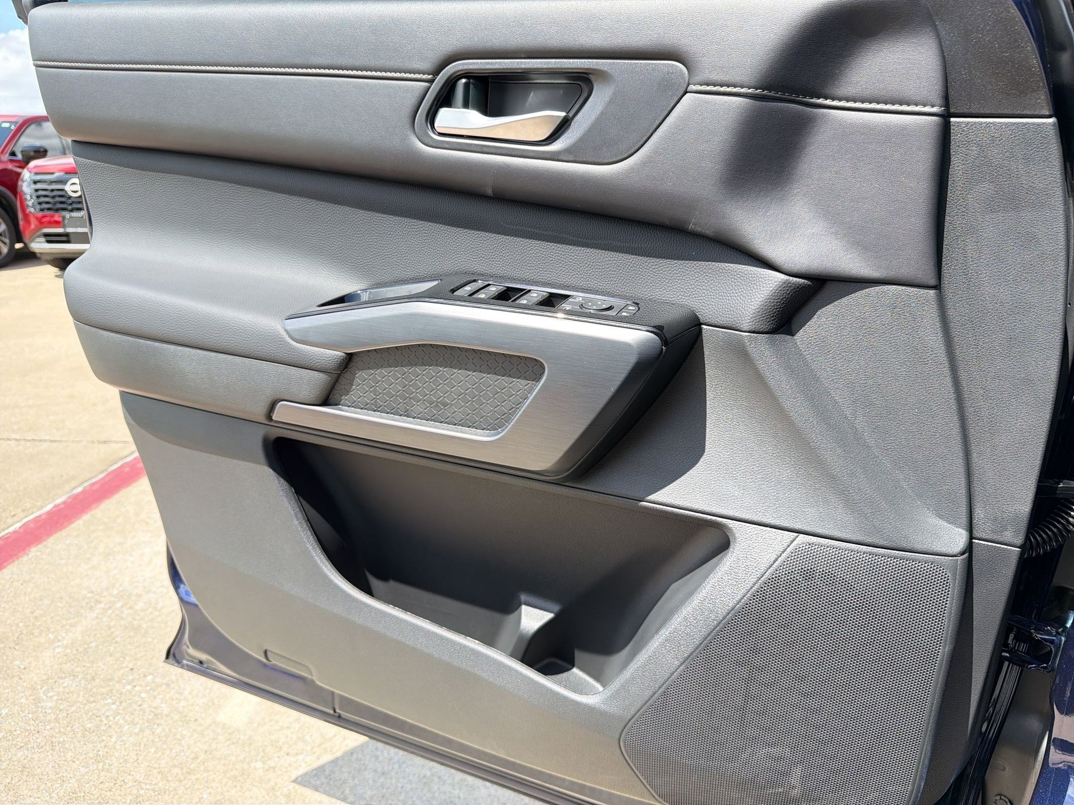 New 2026 Nissan Pathfinder SL image 21