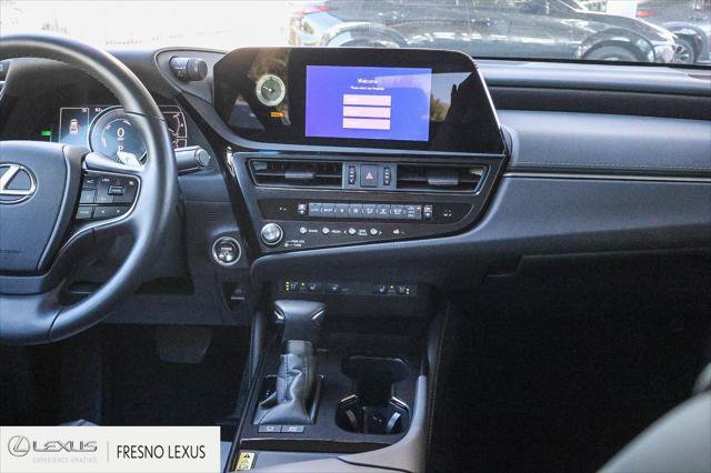 Certified 2025 Lexus ES 300h w/ Premium Package FWD image 16